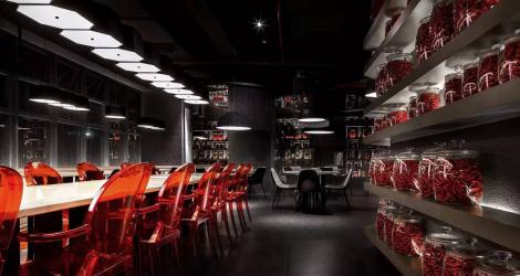 HKIRC醫(yī)療中心，把醫(yī)美中心變成了花園回